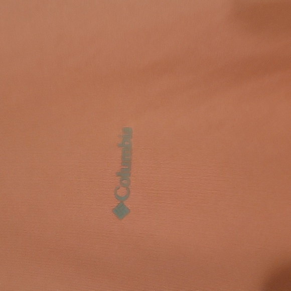 Columbia Shirt with Back Opening - Picture 2 of 5